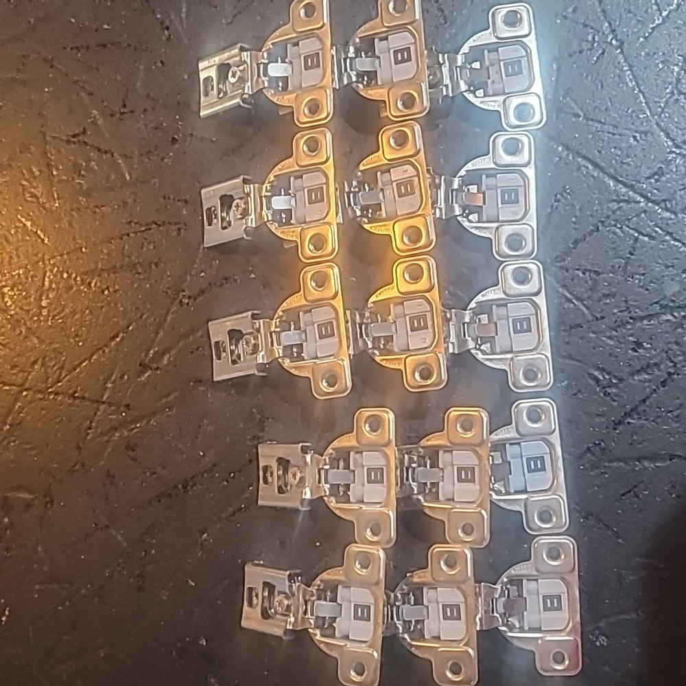 Soft Close Hinges